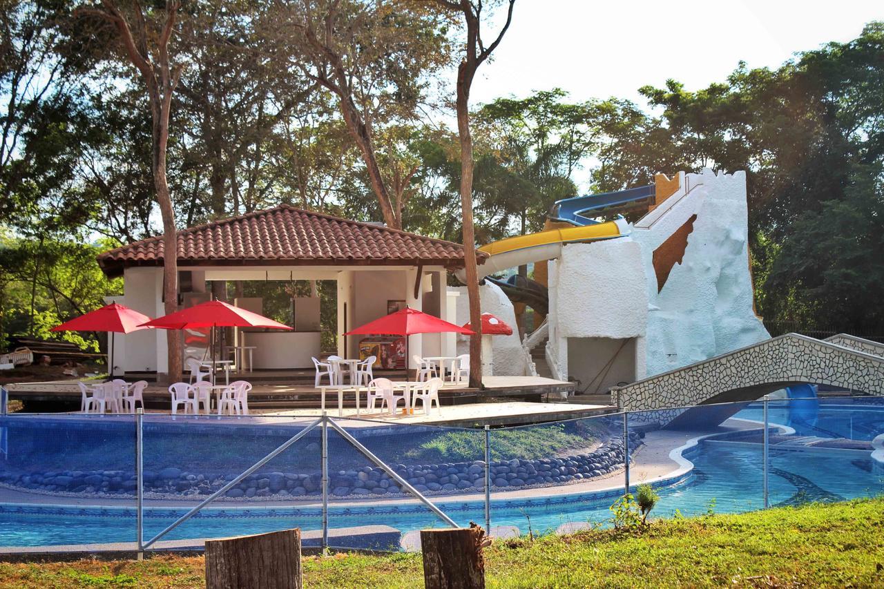 Hotel Hacienda Campestre Melgar Exterior photo